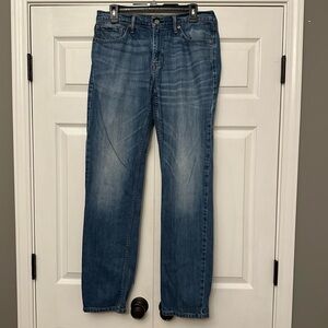 Levi’s 511 Jeans